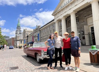 One-hour guided tour of old-Montreal in a vintage convertible car